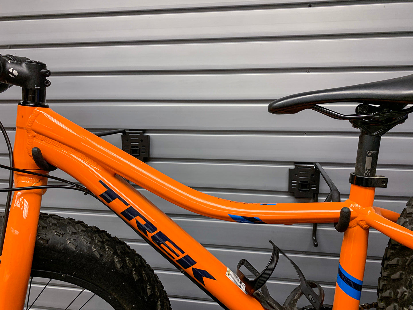 Horizontal Bike Hooks w/lock