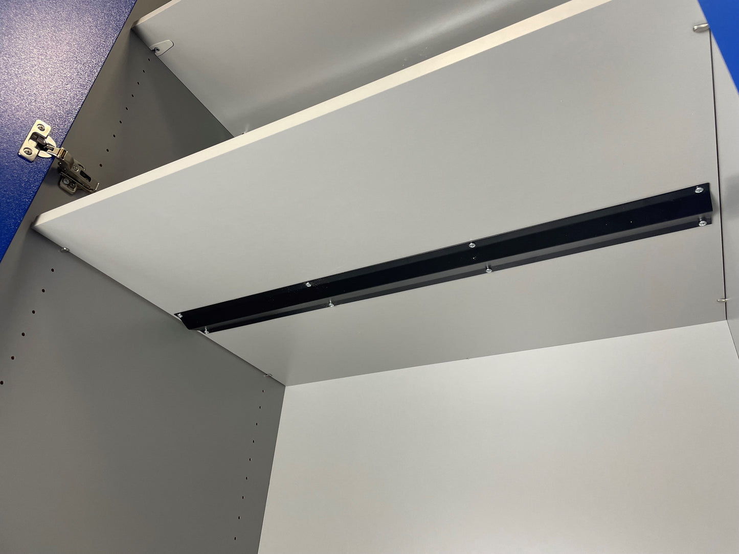 Shelf Stiffener
